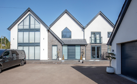 Minimal framed glazing in Worcester